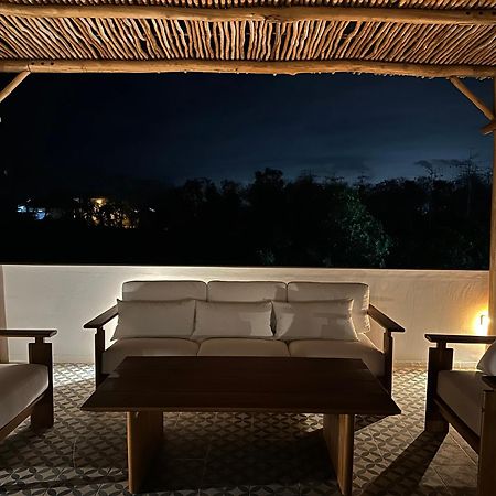 Villa Madeleine Uluwatu Ngoại thất bức ảnh